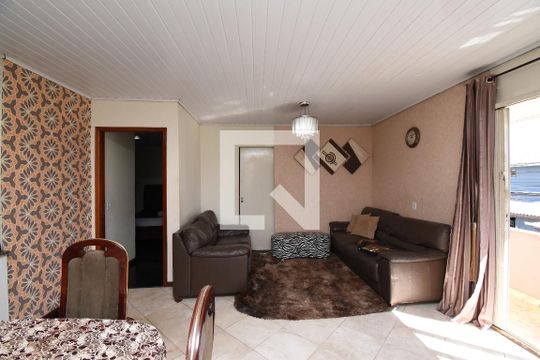 Sala e Cozinha de casa para alugar com 2 quartos, 180m² em Cajuru, Curitiba