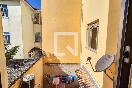 Quarto 1 de apartamento para alugar com 2 quartos, 60m² em Vila da Penha, Rio de Janeiro