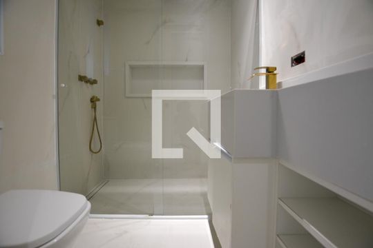 SUÍTE 1  de casa de condomínio para alugar com 3 quartos, 180m² em Jardim Trussardi, São Paulo