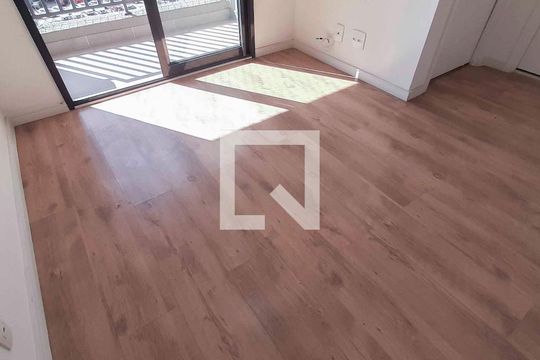 Sala de apartamento para alugar com 2 quartos, 53m² em Centro, Osasco
