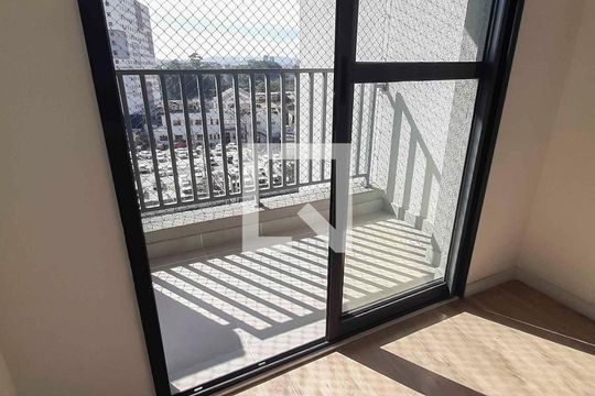 Sacada de apartamento para alugar com 2 quartos, 53m² em Centro, Osasco