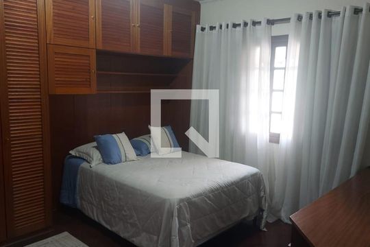 Casa à venda com 6 quartos, 500m² em Jardim Sao Bento, São Paulo