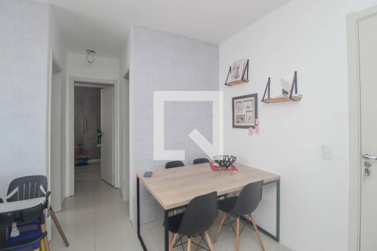 Sala de apartamento para alugar com 2 quartos, 47m² em Cavalhada, Porto Alegre