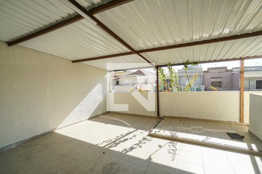 Terraço de casa para alugar com 2 quartos, 135m² em Vila Carrão, São Paulo