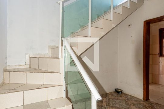 Corredor de casa para alugar com 4 quartos, 170m² em Jardim Algarve, Viamão