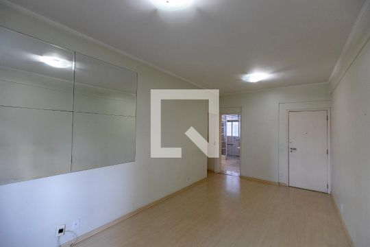 SALA DOIS AMBIENTES de apartamento para alugar com 3 quartos, 100m² em Cambuí, Campinas