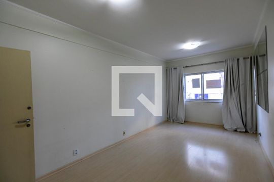 SALA DOIS AMBIENTES de apartamento para alugar com 3 quartos, 100m² em Cambuí, Campinas