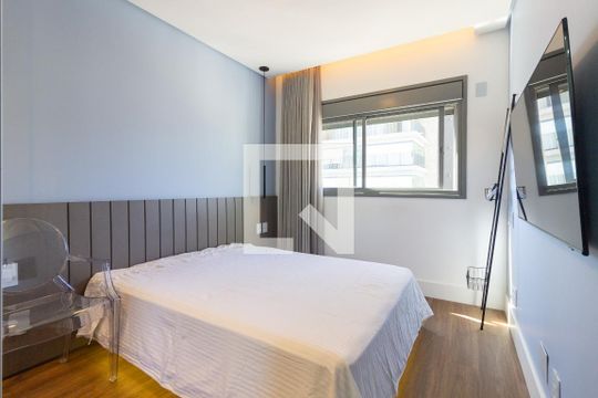 Suíte de apartamento para alugar com 2 quartos, 68m² em Pinheiros, São Paulo