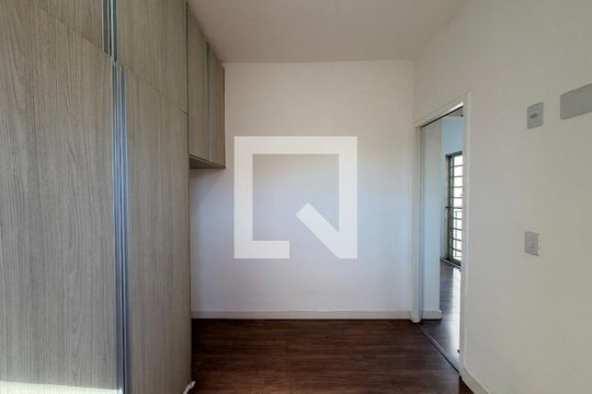 Quarto 1 de apartamento à venda com 2 quartos, 48m² em Vila Nambi, Jundiaí