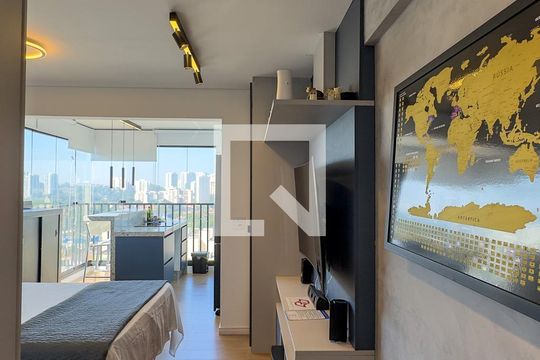Studio de kitnet/studio para alugar com 1 quarto, 31m² em Santo Amaro, São Paulo
