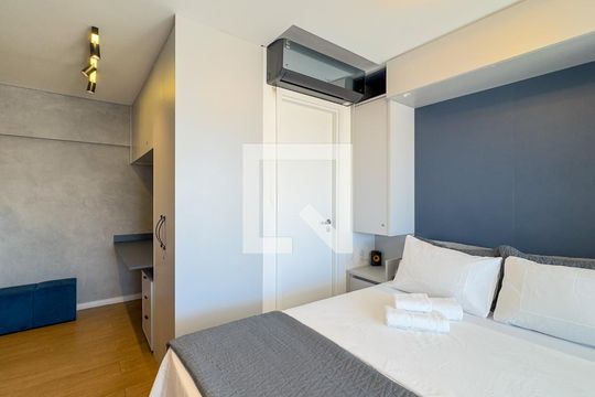 Studio de kitnet/studio para alugar com 1 quarto, 31m² em Santo Amaro, São Paulo
