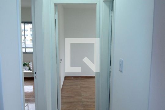 Sala - Corredor de apartamento à venda com 2 quartos, 56m² em Vaz Lobo, Rio de Janeiro