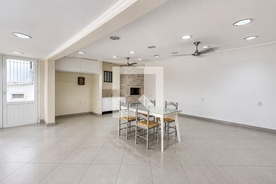 Sala de jantar de casa para alugar com 4 quartos, 486m² em Partenon, Porto Alegre
