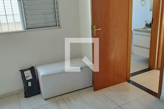 Quarto de casa de condomínio à venda com 2 quartos, 68m² em Cidade Nitro Operária, São Paulo