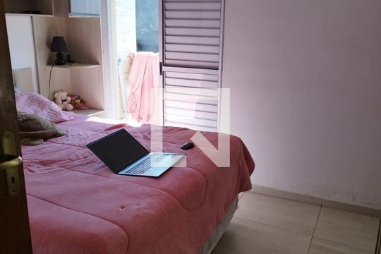 Quarto  de casa de condomínio à venda com 2 quartos, 68m² em Cidade Nitro Operária, São Paulo
