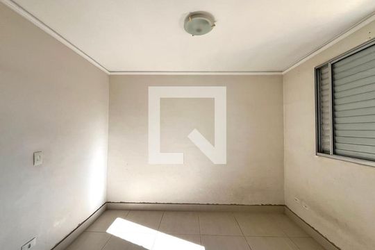 Suíte  de apartamento para alugar com 3 quartos, 60m² em Vila Satúrnia, Campinas