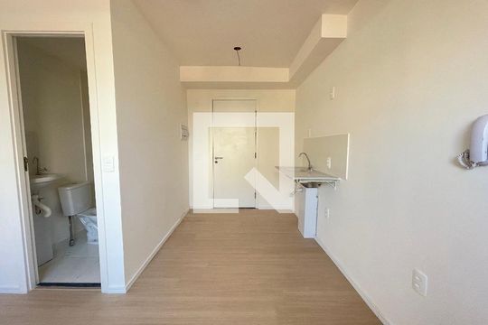 Studio de kitnet/studio à venda com 1 quarto, 17m² em Ferreira, São Paulo