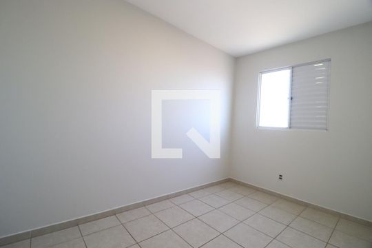 Quarto 1 de apartamento para alugar com 2 quartos, 56m² em Marta Helena, Uberlândia