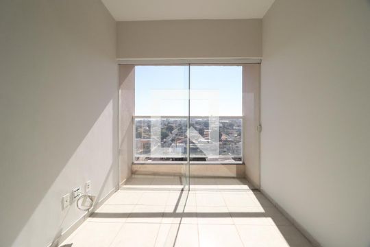 Sala de apartamento para alugar com 2 quartos, 56m² em Marta Helena, Uberlândia