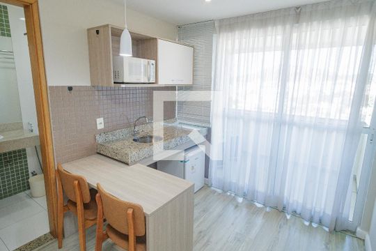 Cozinha de apartamento para alugar com 1 quarto, 35m² em Campo Grande, Rio de Janeiro