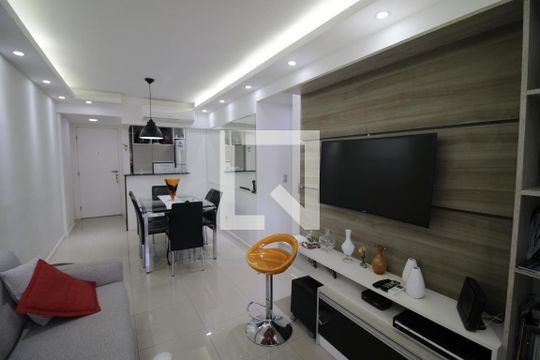 Sala de apartamento à venda com 2 quartos, 67m² em Pechincha, Rio de Janeiro