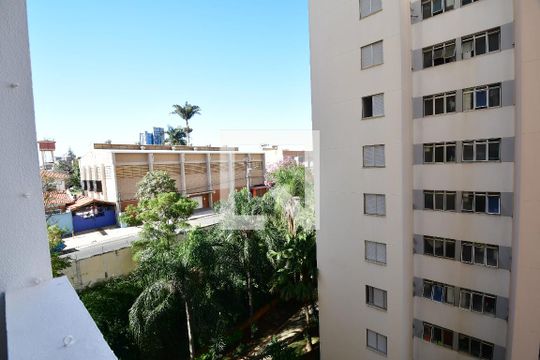 Sala - Vista de apartamento para alugar com 2 quartos, 58m² em Jardim Dom Vieira, Campinas