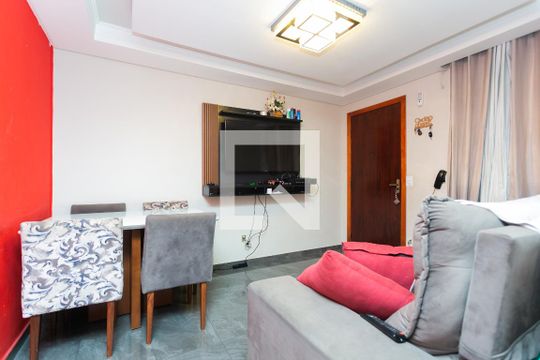 Apartamento para alugar com 2 quartos, 52m² em Jardim Laura, Ferraz de Vasconcelos