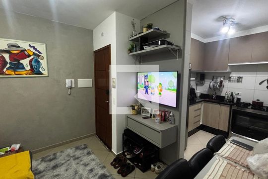 Sala de apartamento à venda com 2 quartos, 40m² em Parque Novo Oratório, Santo André
