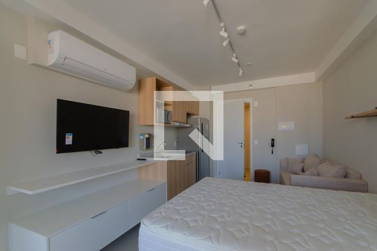 Sala/Quarto de kitnet/studio para alugar com 1 quarto, 32m² em Ipiranga, São Paulo