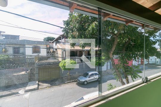 Casa para alugar com 3 quartos, 150m² em Minas Caixa, Belo Horizonte