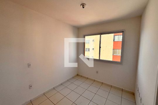 Sala de apartamento para alugar com 2 quartos, 48m² em Jardim Lourdes, Ferraz de Vasconcelos
