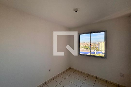 Quarto 1 de apartamento para alugar com 2 quartos, 48m² em Jardim Lourdes, Ferraz de Vasconcelos