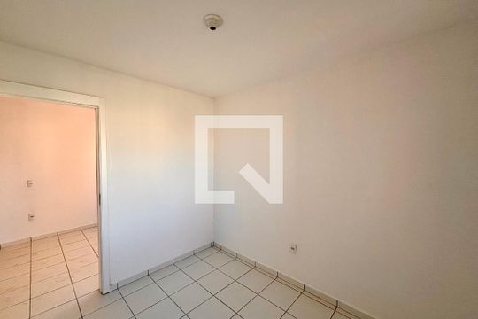Quarto 1 de apartamento para alugar com 2 quartos, 48m² em Jardim Lourdes, Ferraz de Vasconcelos