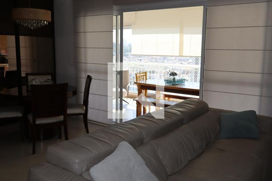 Sala de apartamento à venda com 3 quartos, 130m² em Jardim Avelino, São Paulo