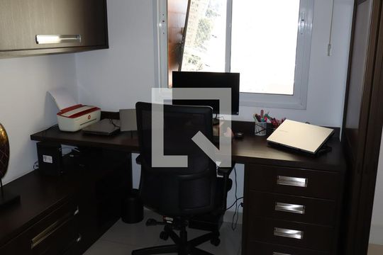 Escritório de apartamento à venda com 3 quartos, 130m² em Jardim Avelino, São Paulo