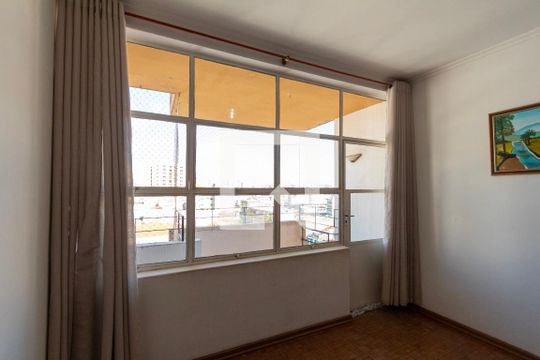 Sala  de apartamento para alugar com 3 quartos, 135m² em Centro, Sorocaba