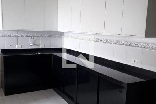 Cozinha de apartamento para alugar com 3 quartos, 173m² em Aviação, Praia Grande
