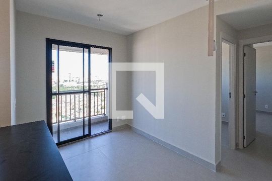 Apartamento para alugar com 2 quartos, 43m² em Vila Santa Edwiges, São Paulo