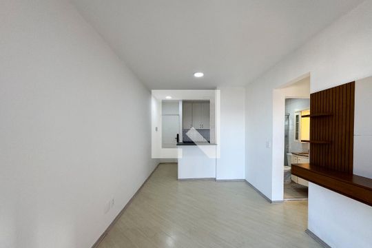Sala de apartamento para alugar com 2 quartos, 54m² em Jardim Colonial, São Bernardo do Campo