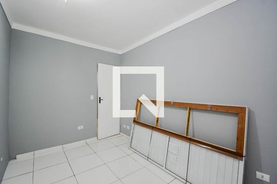 Quarto de casa para alugar com 2 quartos, 65m² em bom sucesso , Guarulhos