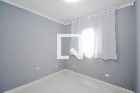 Quarto de casa para alugar com 2 quartos, 65m² em bom sucesso , Guarulhos