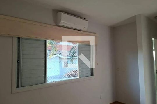 Quarto de casa de condomínio para alugar com 3 quartos, 120m² em Jardim Bom Retiro, Campinas