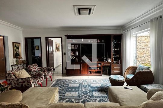 Sala de casa para alugar com 4 quartos, 580m² em Vila Homero Thon, Santo André