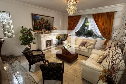 Sala de casa à venda com 4 quartos, 580m² em Vila Homero Thon, Santo André