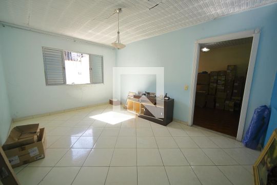 Quarto 1  de casa à venda com 2 quartos, 151m² em Jardim Calux, São Bernardo do Campo