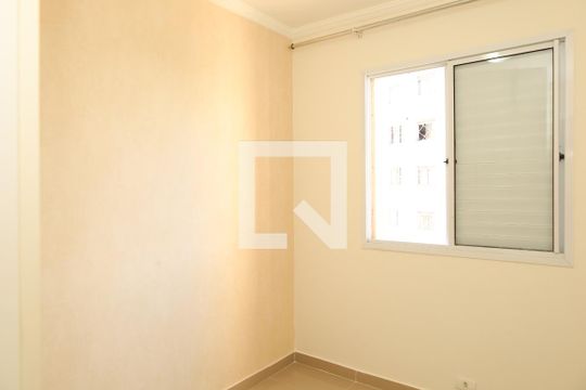 Quarto 2 de apartamento para alugar com 2 quartos, 52m² em Itaquera, São Paulo