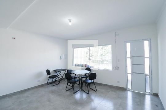 Sala/Cozinha de apartamento para alugar com 1 quarto, 63m² em Limão, São Paulo