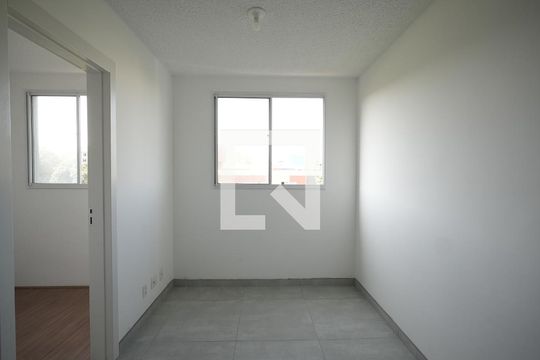 Apartamento para alugar com 2 quartos, 35m² em Santa Maria, Santo André