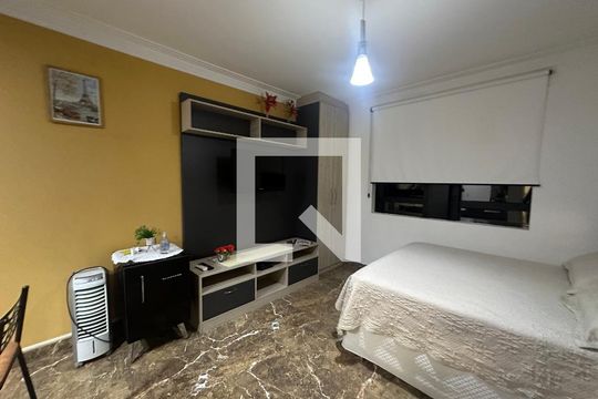 Sala/Quarto de apartamento à venda com 1 quarto, 26m² em Bethaville I, Barueri