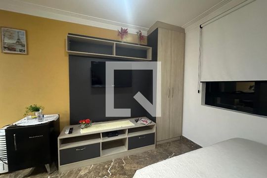Sala/Quarto de apartamento à venda com 1 quarto, 26m² em Bethaville I, Barueri